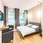 Cozy In Prenzlauer Berg 아파트