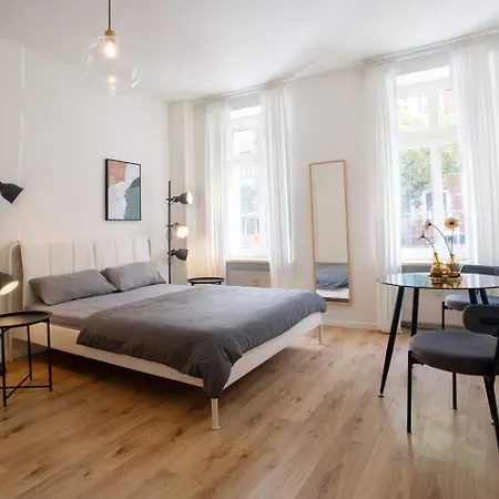 Cozy In Prenzlauer Berg Berlín