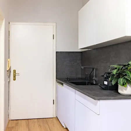 Cozy In Prenzlauer Berg Apartment *