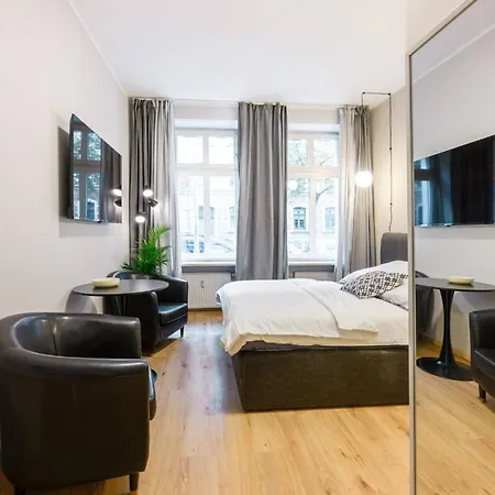 Cozy In Prenzlauer Berg Берлин