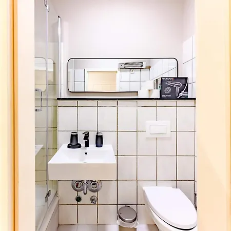 Cozy In Prenzlauer Berg Апартаменты *