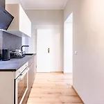 Cozy In Prenzlauer Berg דירה *