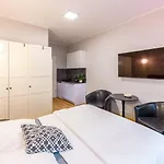 Cozy In Prenzlauer Berg ברלין